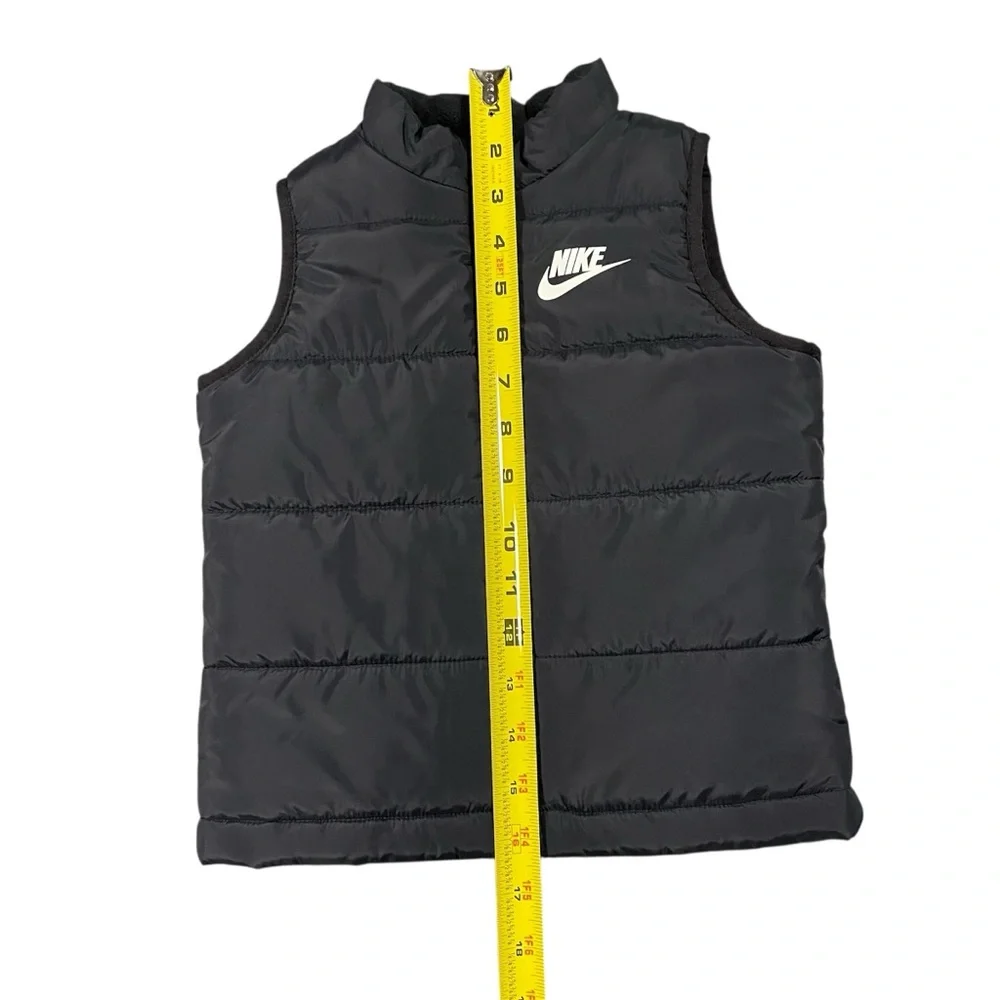 Nike Kids Black Puffer Vest, 3T‎